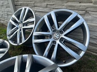 VW R-line R18 5x112 originál Salvador