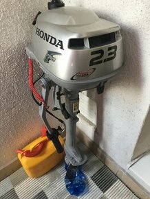 Honda motor na čln