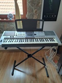 Keyboard Yamaha PSR E 403