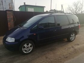 Rozpredám VW Sharan 1.9 TDI 85 KW 6 Kvalt