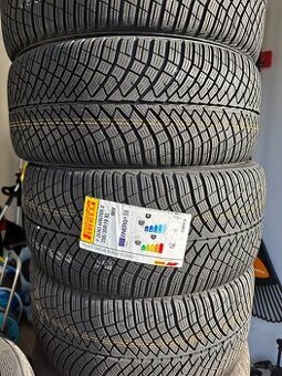 Zimne pneumatiky 225/40 R19 a 255/35 R19