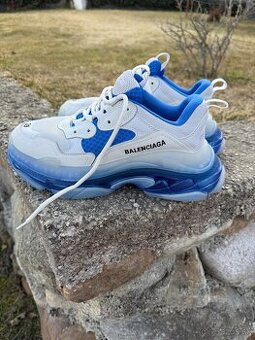 Balenciaga Triple S - 1