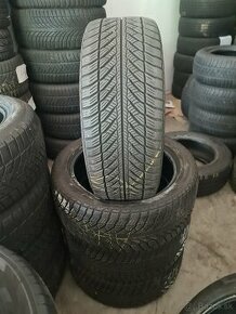 ZIMNE PNEU 245/45 R18 goodyear - 1