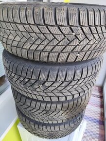 Pneu 205/55 R16