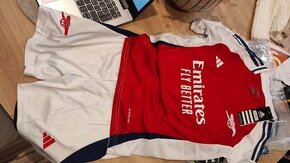 dres Arsenal London