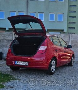 Hyundai I30 1.6 CRDi  - nafta