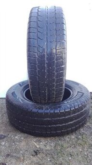 Predám 2 jazdené zimné pneumatiky Matador Nordica 225/70 R15