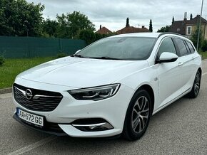 Opel Insignia 1.6 CDTI Sports Tourer - 1