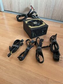 Fortron Aurum 650W (80 PLUS Gold, semi-modulárny)