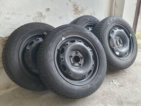 Zimneu Pneu 175/65 R14 + Plechove disky - VYBORNY STAV