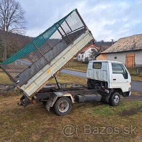 Toyota Dyna 3-stranný sklapač do 3.5 t - 1