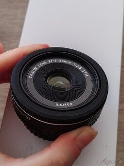 Canon EFS 24 mm f2.8