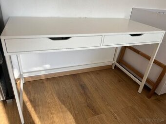 Pracovný stôl Ikea