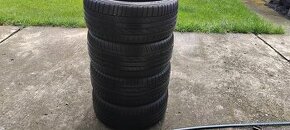 4ks.letne pne.Brigestone Re050a/ 215/40r17(50e za(50e za4ks