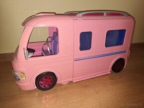 Barbie karavan