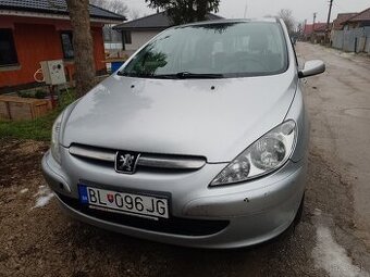 PEUGEOT 307