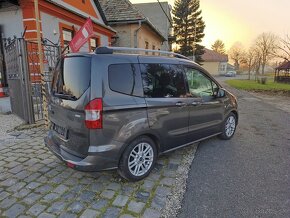 Ford Tourneo Courier Titanium 73kW/100PS