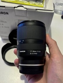 TAMRON 17 – 28 mm f/2,8 Di III RXD na Sony E