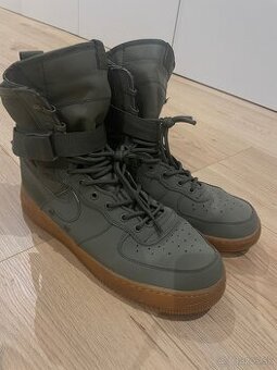 Nike SF AF 1 high faded olive