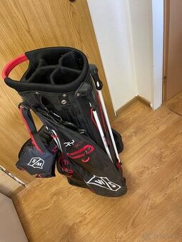 Golfový bag Wilson Staff