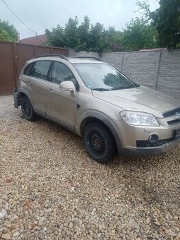 Rozpredám Chevrolet Captiva 2.0 Diesel 110kw 2007 4x4