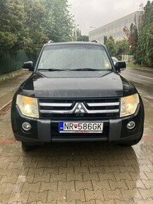 Predám Mitsubishi Pajero 3.2 DID automat FULL