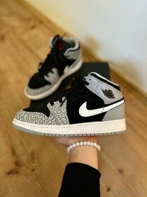 Nike Jordan 1 Mid Elephant Print