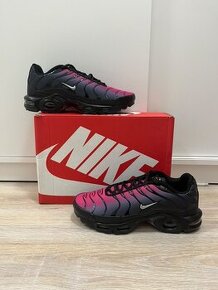 Nike Air Max TN Plus Pink Black Gradient