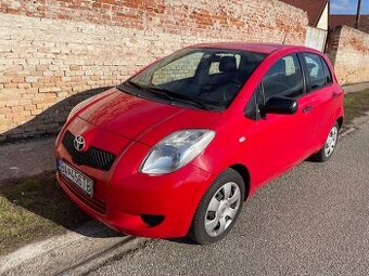 Predám Toyota Yaris 1.3 r.v. 2008