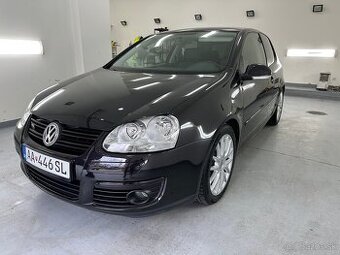 Volkswagen golf 5 GT - 1