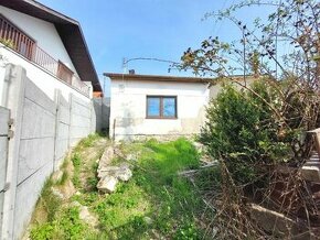 PREDAJ: RODINNÝ DOM 51 m2, POZEMOK 236 m2, POPRAD,SP. SOBOTA