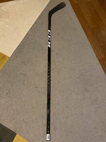 Hokejka CCM Jetspeed ft3 SR