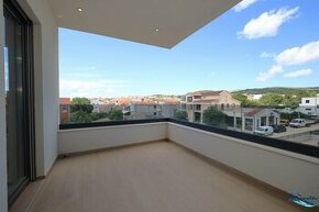 ☀Vodice(HR)-Kompletne zariadený 3 izbový apartmán 73 m2 v no