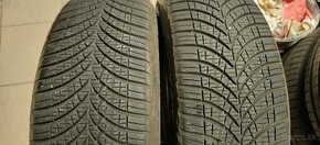 Celoročné Goodyear Vector 4 seasons 215/60/17 100H