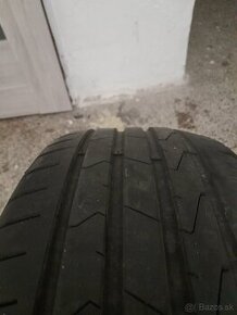 225/60 R17