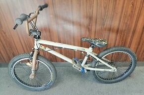 BMX BICYKEL GT