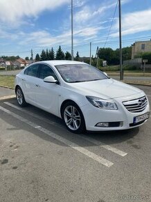 Opel Insignia - 1