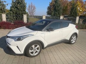 Toyota C-HR 1.8 Hybrid Active Seat E-CVT FWD