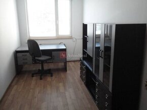 Kancelária, obchodný priestor, 10 m2, ul. Tr. SNP - Banská B