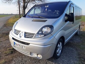 Renault Trafic 9 miestne