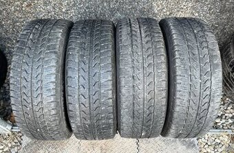 215/60/17C - Goodyear zimní sada pneu - 1