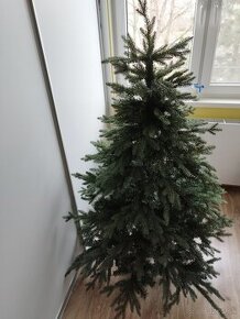 Umelý vianočný stromček 3D Jedľa Kaukazská 150cm