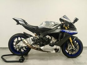 Yamaha YZF-R1M