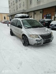 Chrysler grand voyager