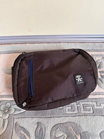 Crumpler trak jack toiletry kit hnedá - 1