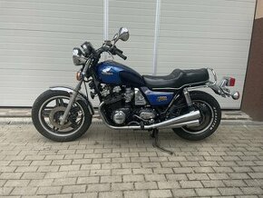 Honda CB900 C - 1