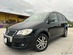 VOLKSWAGEN TOURAN CONFORTLINE 1,9TDi 77kW BXE dovoz FR - 1