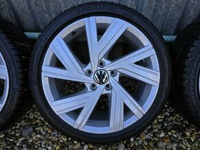 5x112 R18 VW Bergamo 225/40 R18 - 1