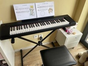 Digitalne piano YAMAHA + stolicka + stojan NOVE