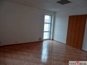 Na prenájom kancelária- priestor o výmere 50 m2, Trnava Slad